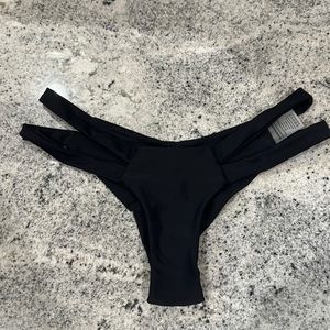Blackbough bikini bottom